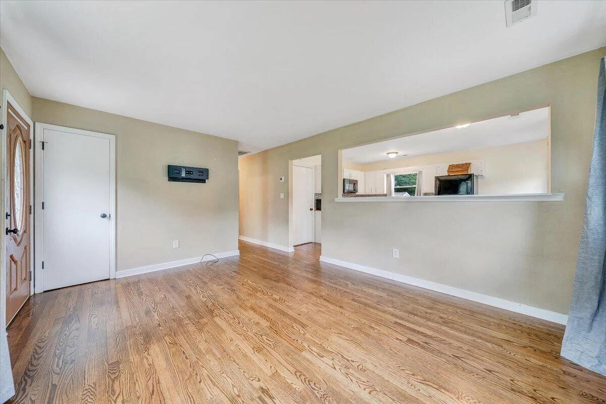 4851 Bradshaw RD - Photo 9
