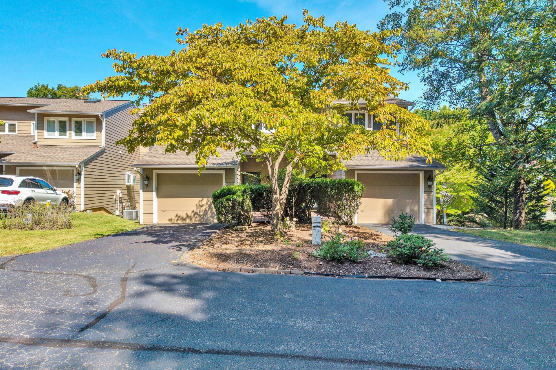 291 Waterside DR #G-2 - Photo 2