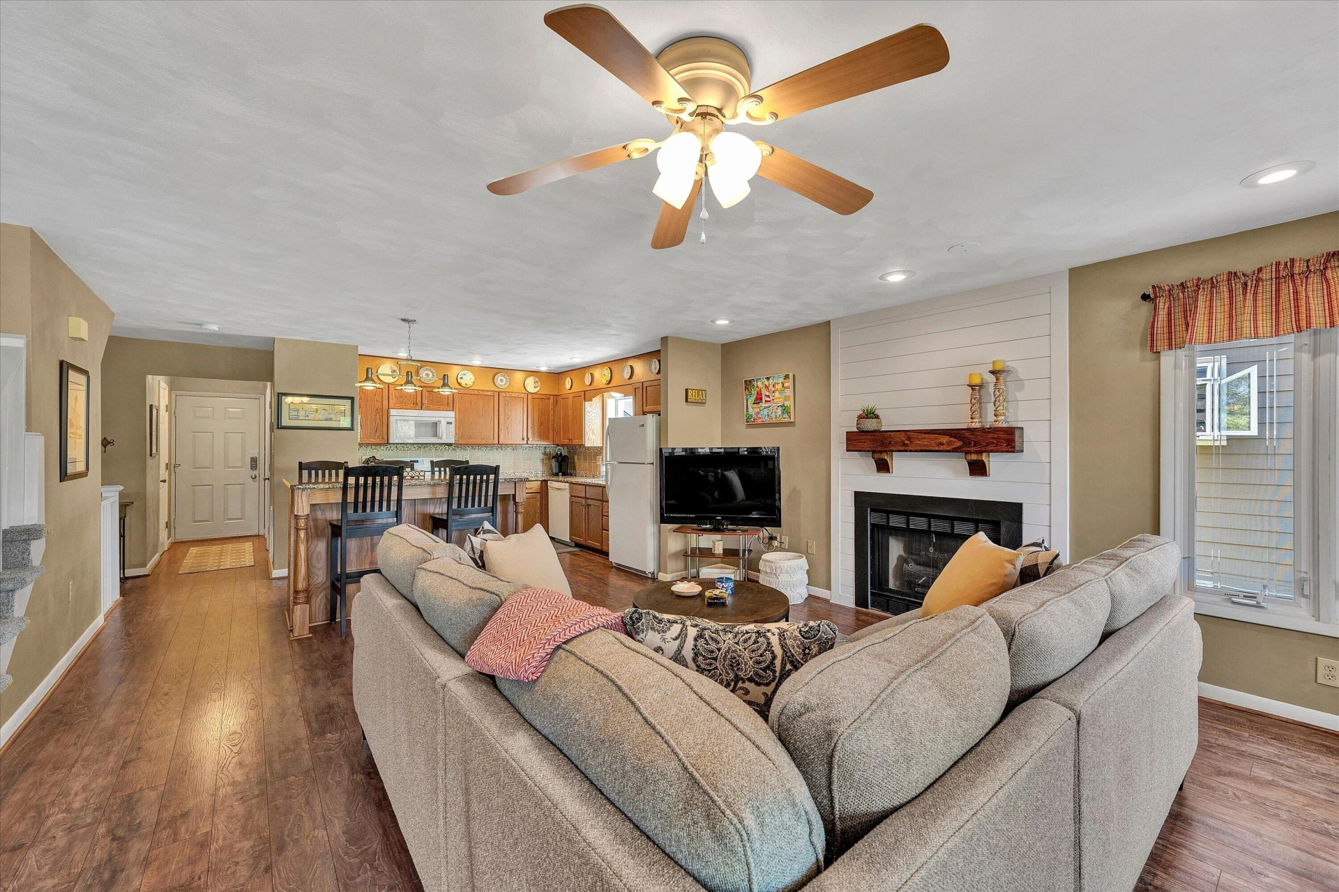 291 Waterside DR #G-2 - Photo 18