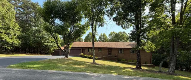 1116 Foothills DR, Vinton, VA, 24179