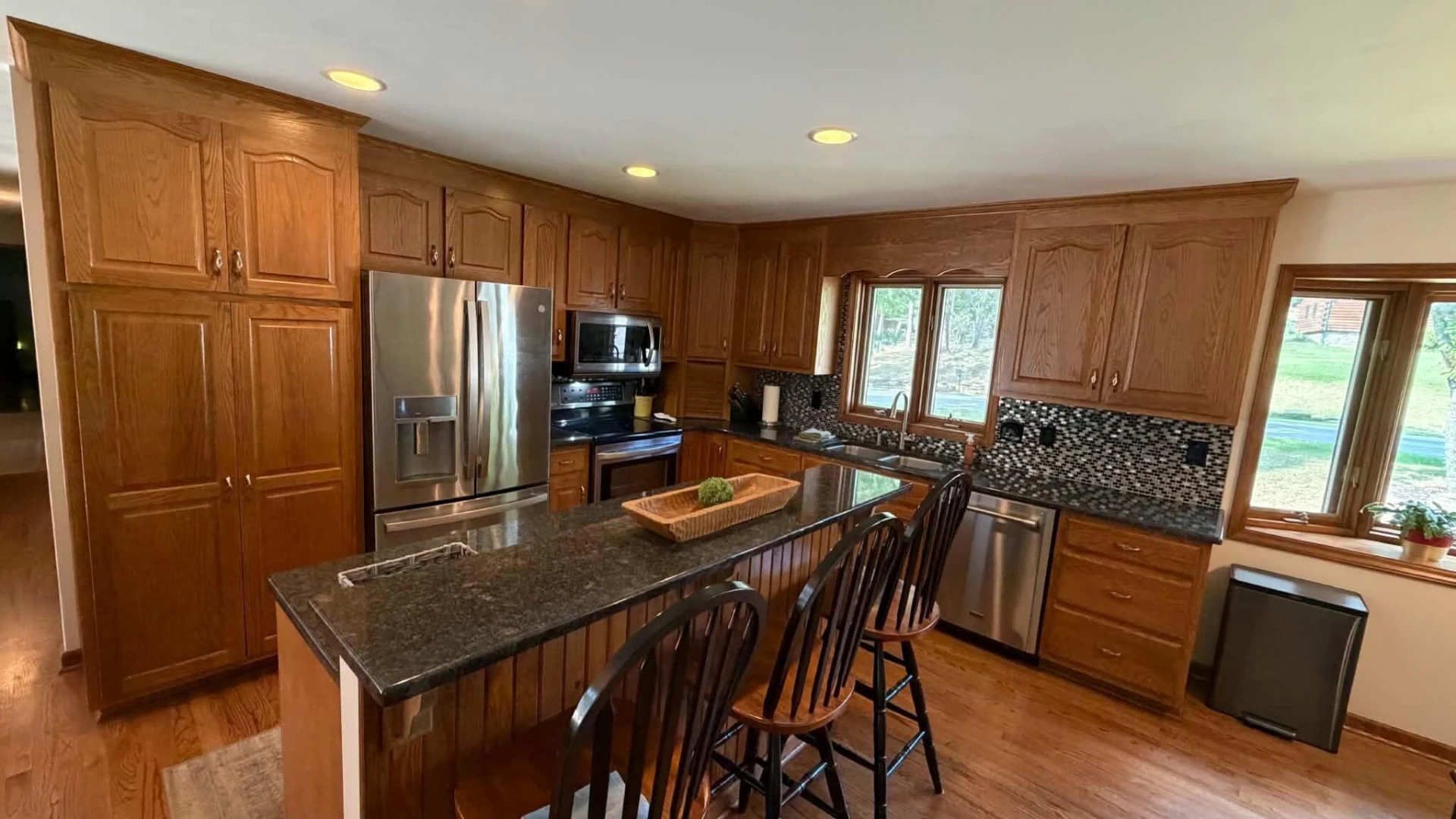 1116 Foothills DR - Photo 21