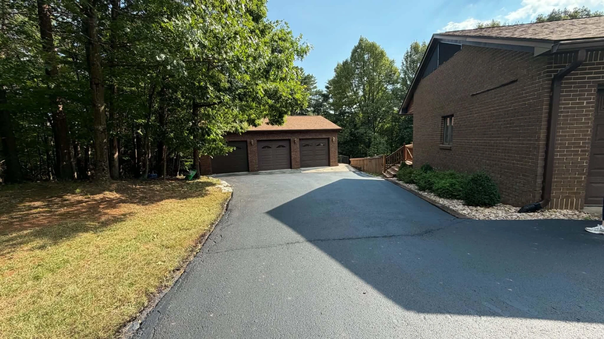 1116 Foothills DR - Photo 34