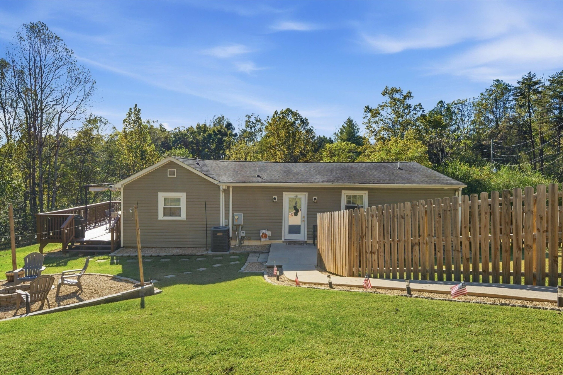 2178 Jordantown RD - Photo 3