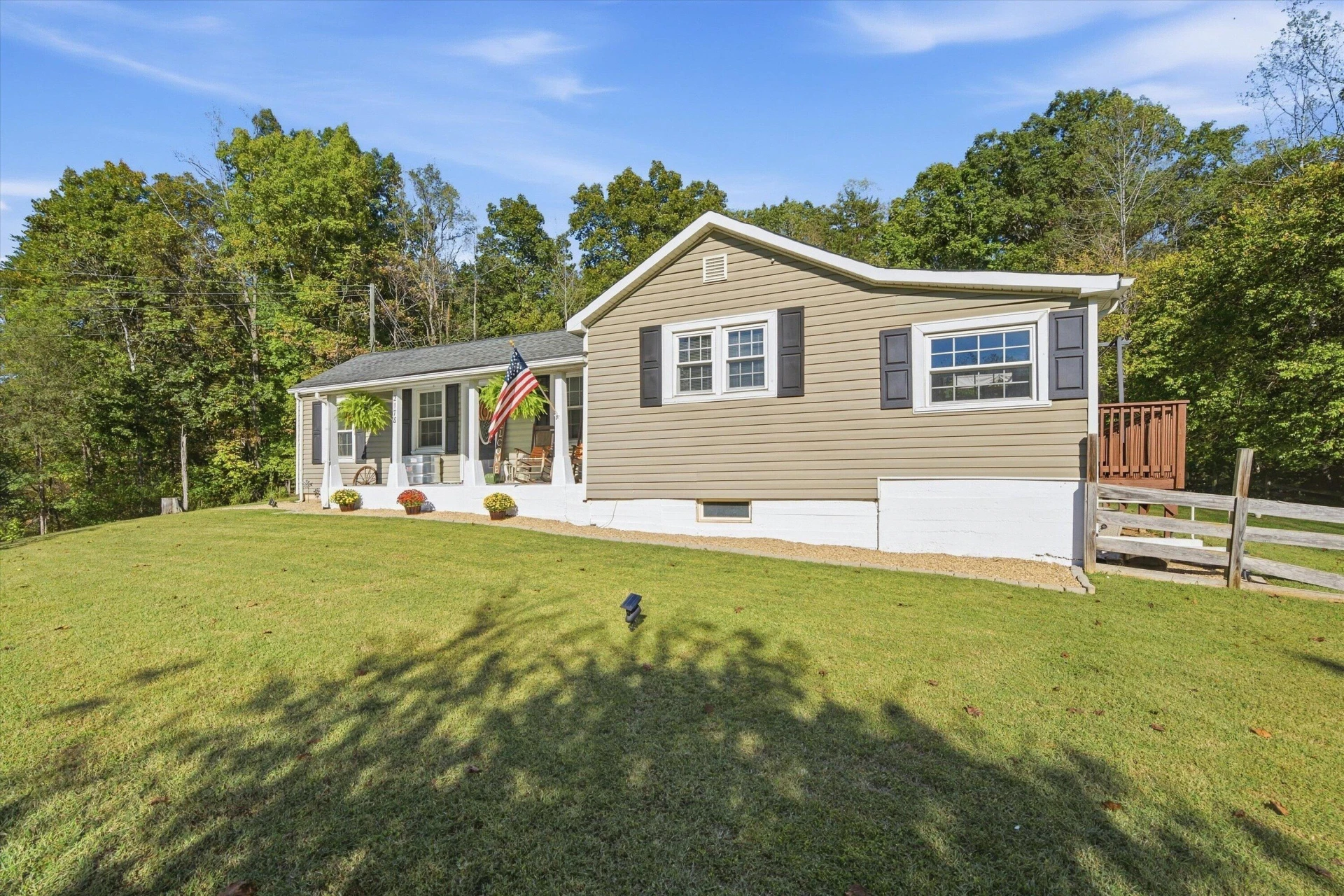 2178 Jordantown RD - Photo 4