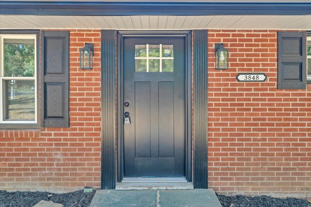 3848 View AVE - Photo 5