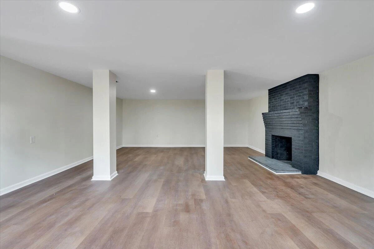 3848 View AVE - Photo 23