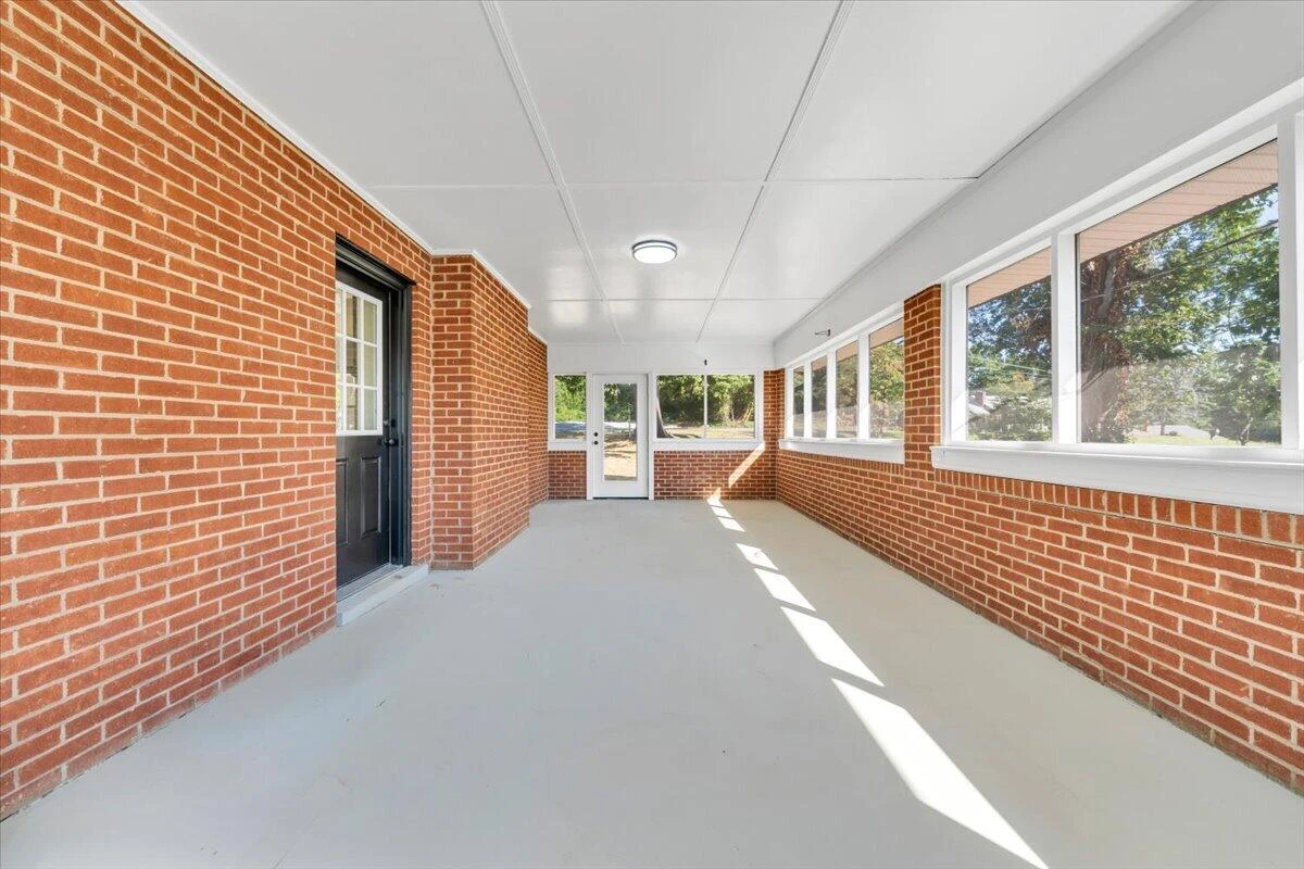 3848 View AVE - Photo 30
