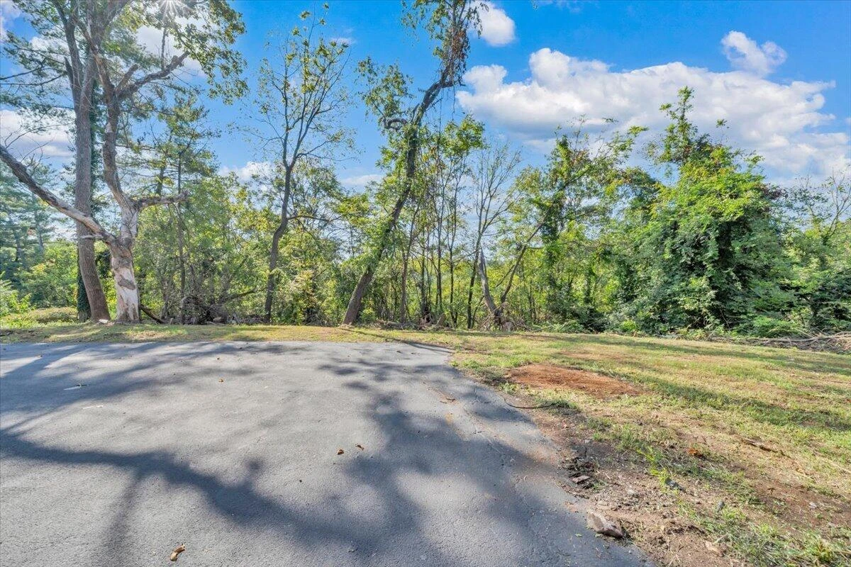 3848 View AVE - Photo 35