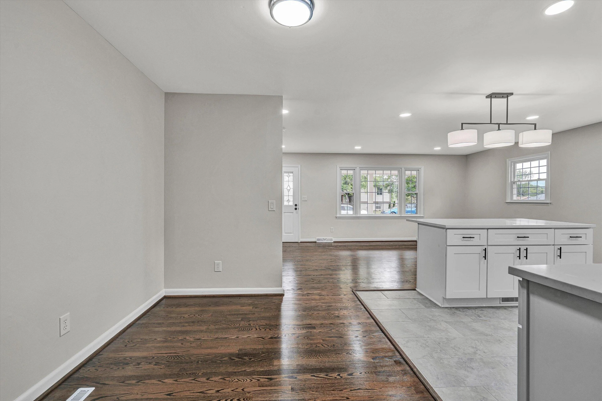 906 Citadel LN - Photo 11