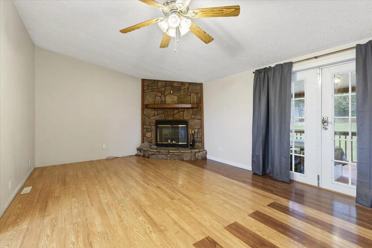 5308 Thornspring RD - Photo 9