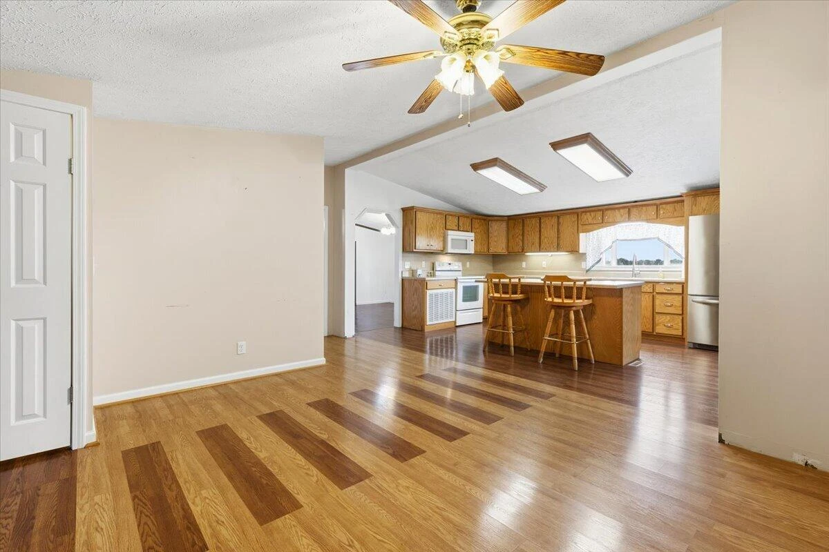5308 Thornspring RD - Photo 12