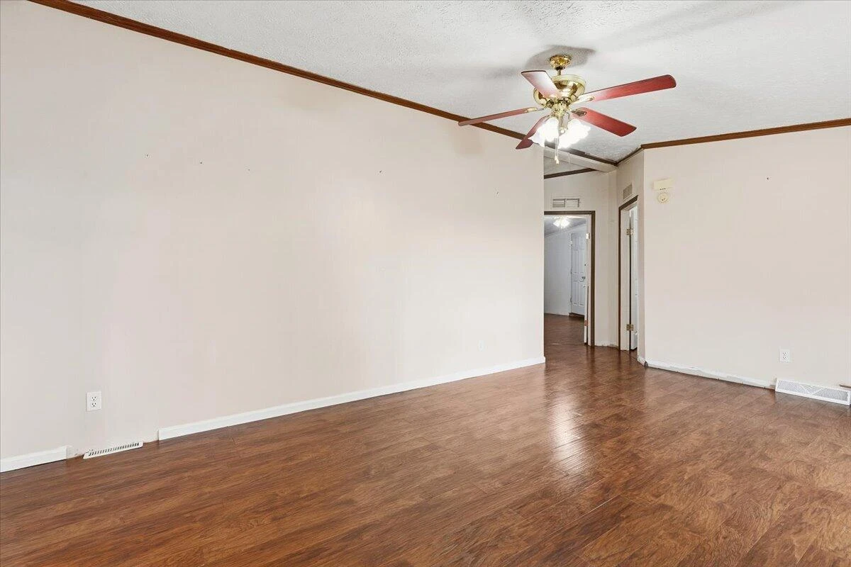 5308 Thornspring RD - Photo 21