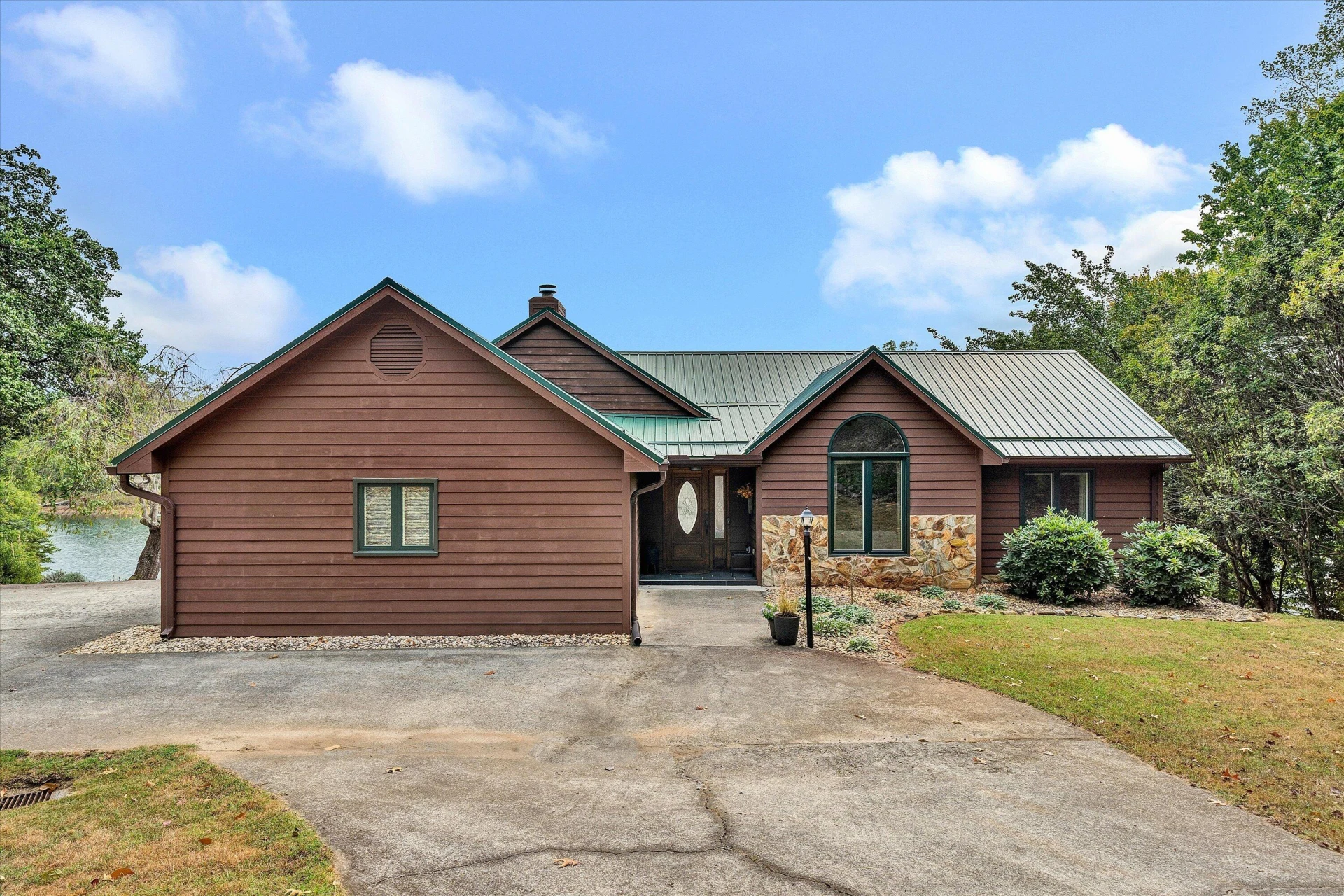65 Piney Point LN - Photo 4