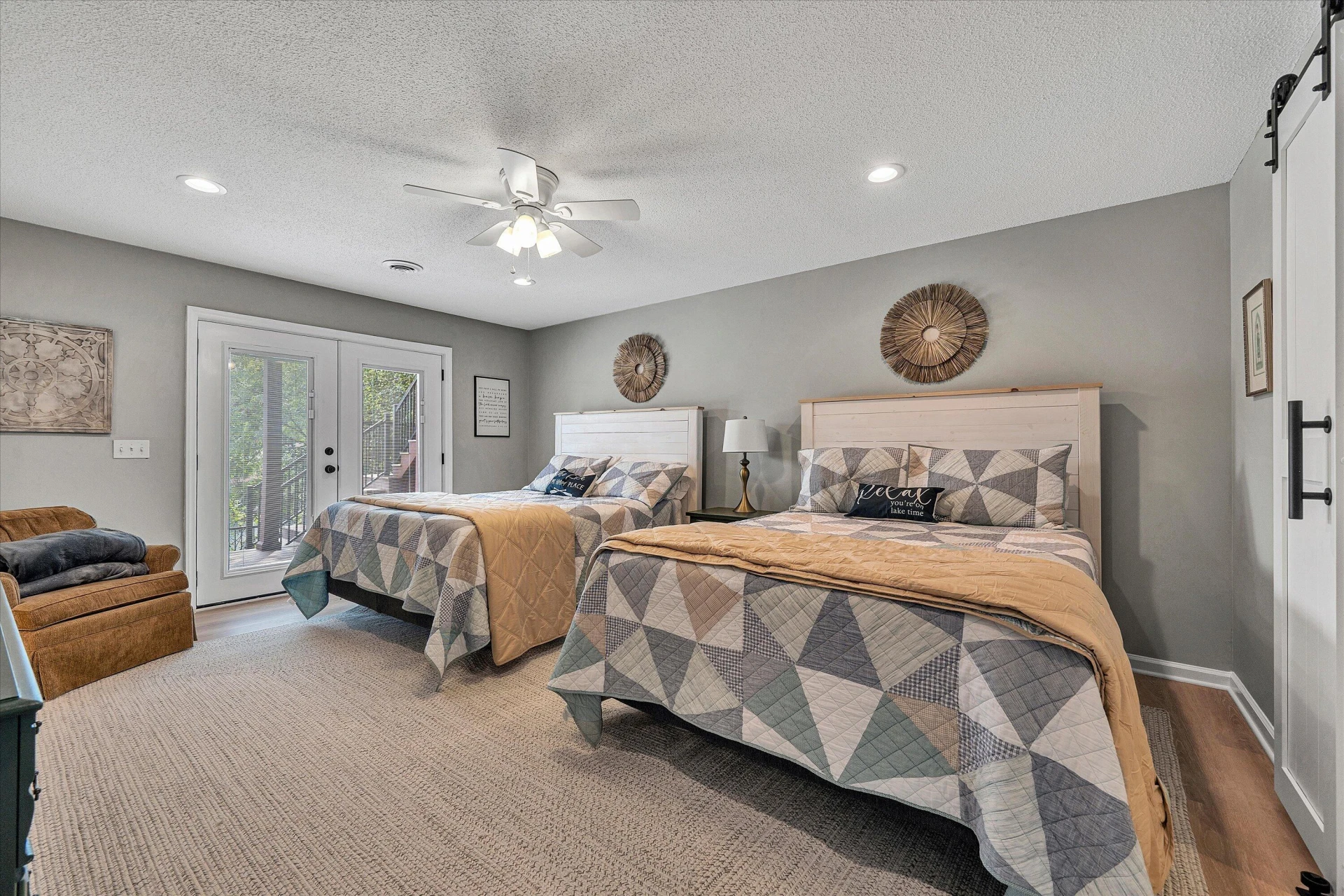 65 Piney Point LN - Photo 44