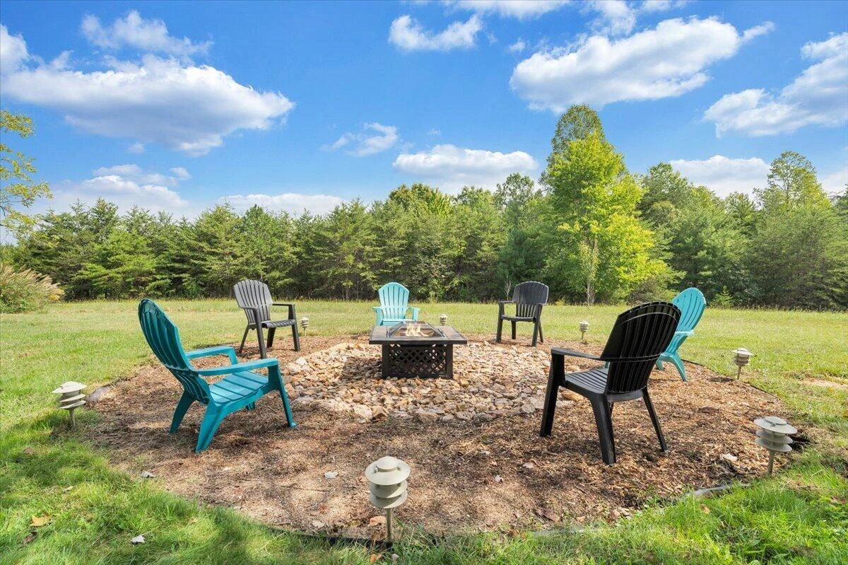 510 Ramsey LN - Photo 32