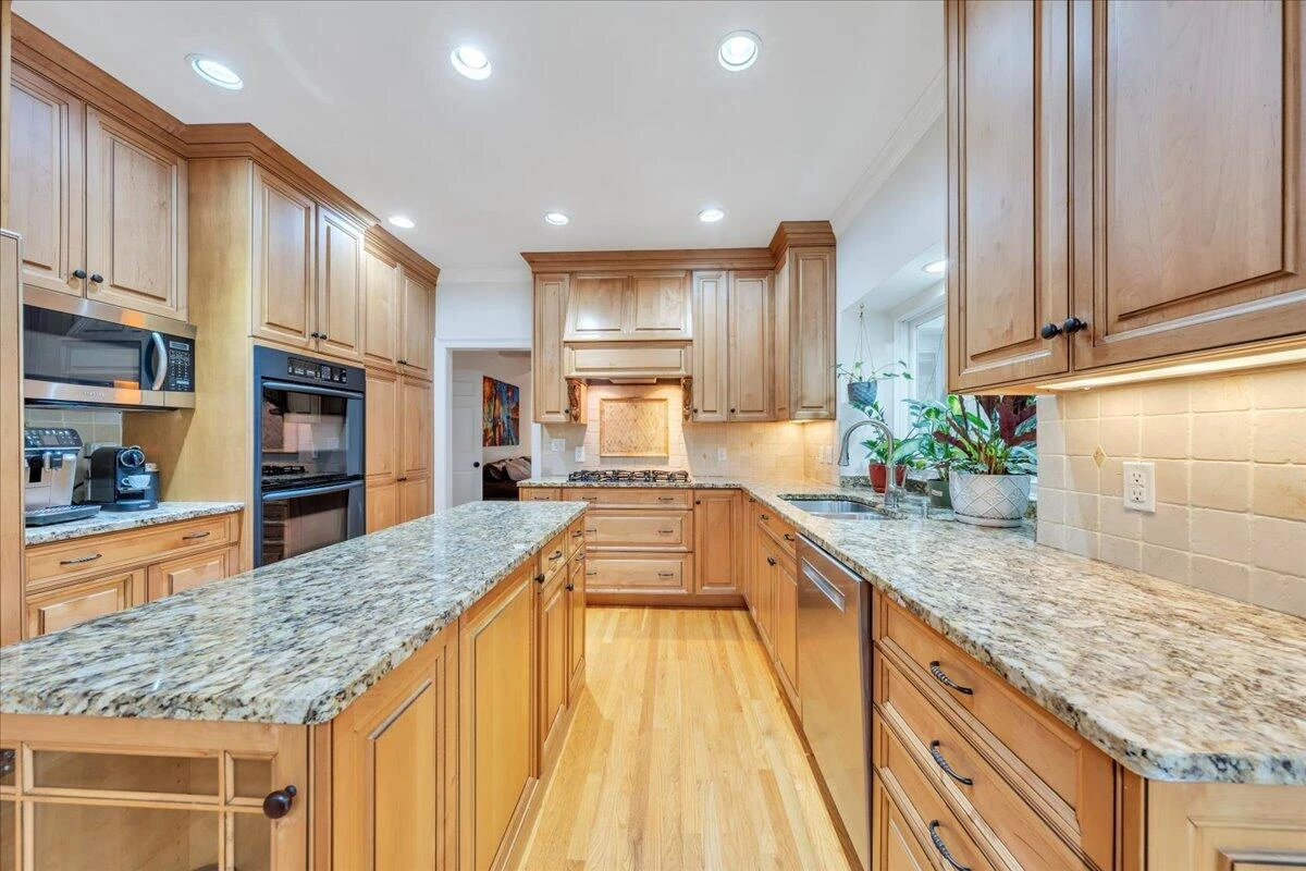 5812 Old Locke CT - Photo 4