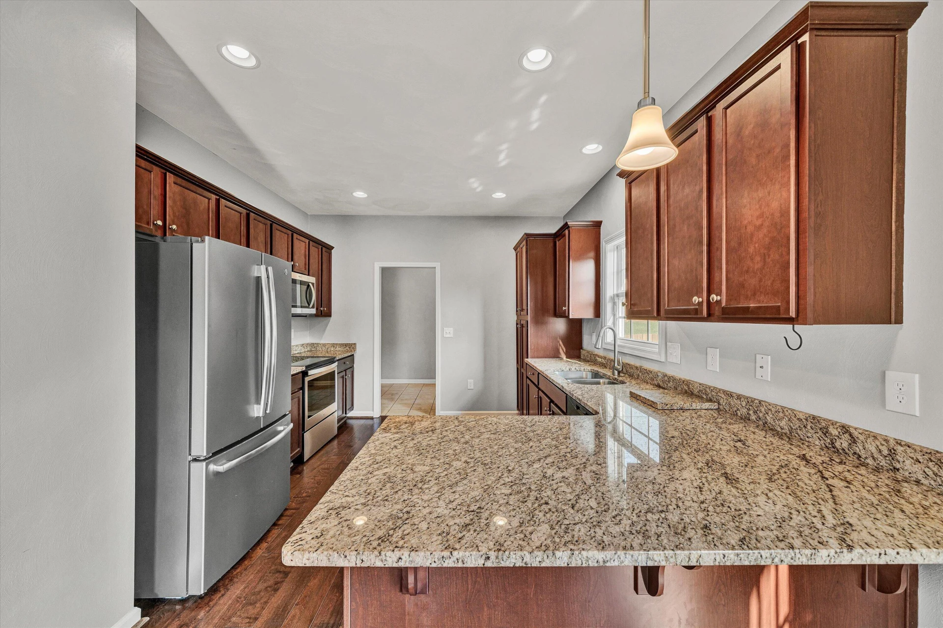 2049 Lawson LN - Photo 8