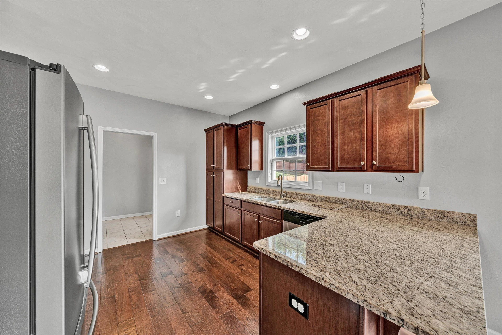 2049 Lawson LN - Photo 9