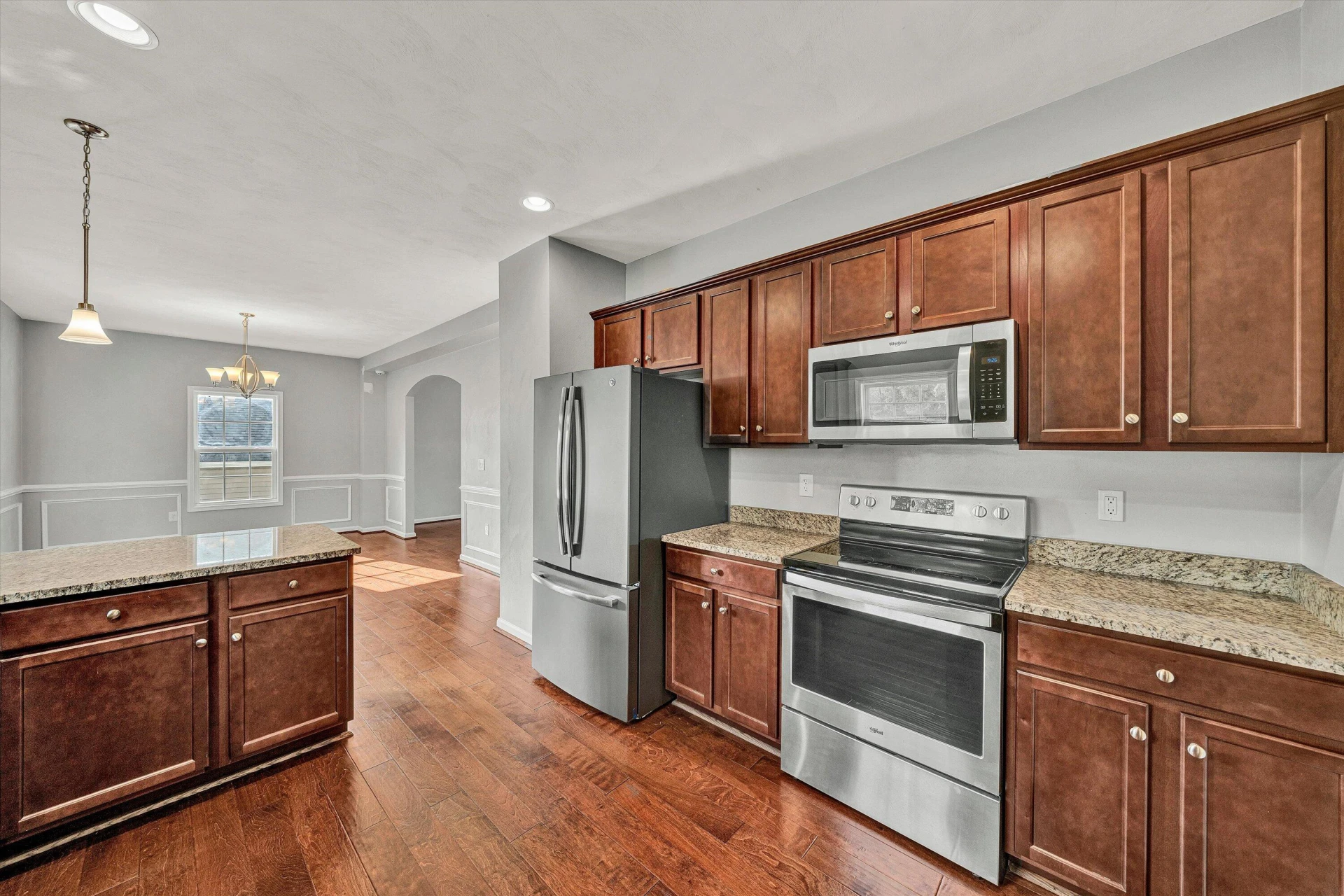 2049 Lawson LN - Photo 11