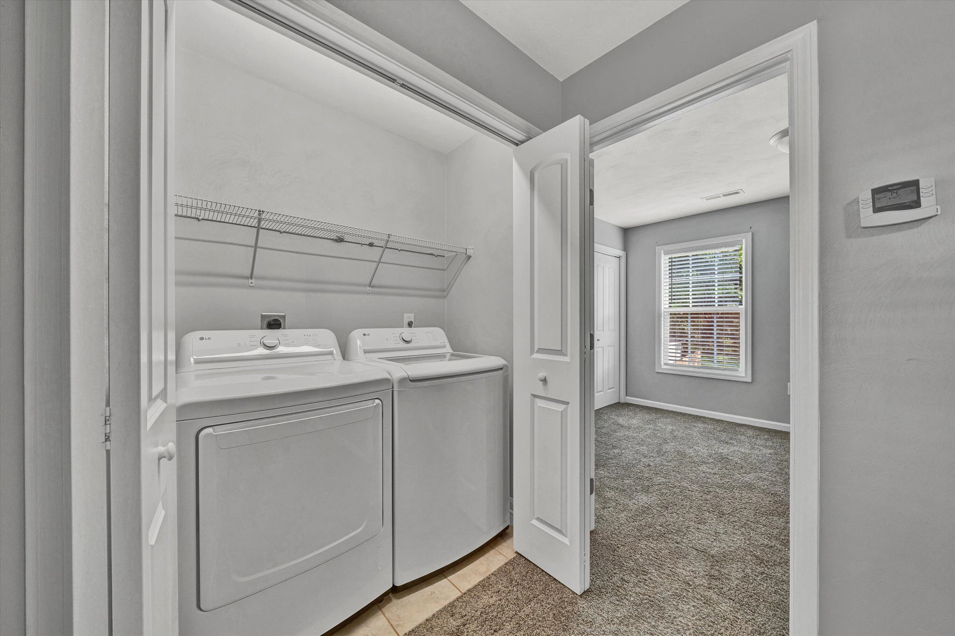 2049 Lawson LN - Photo 26