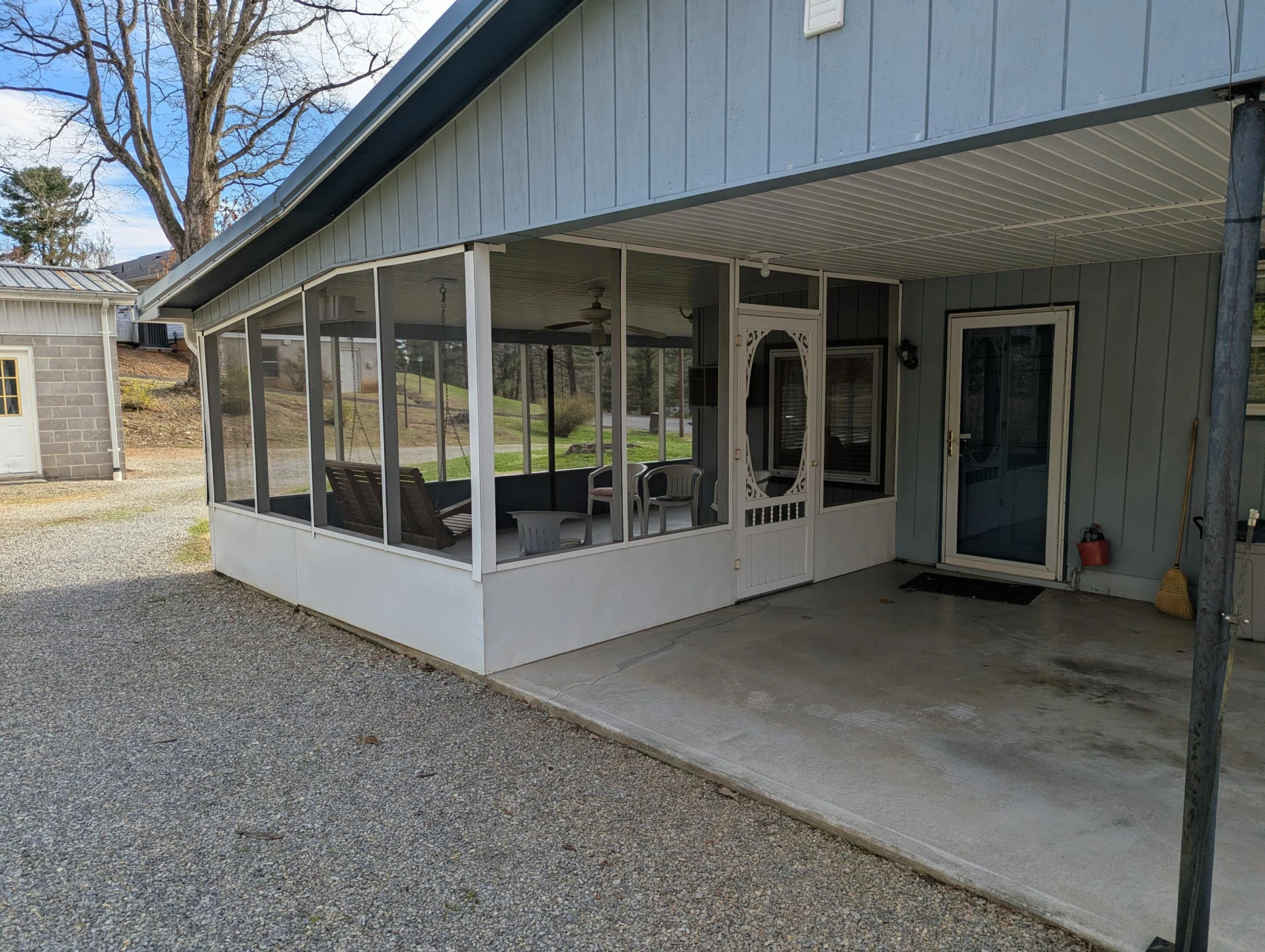 45 Meadow View AVE - Photo 6