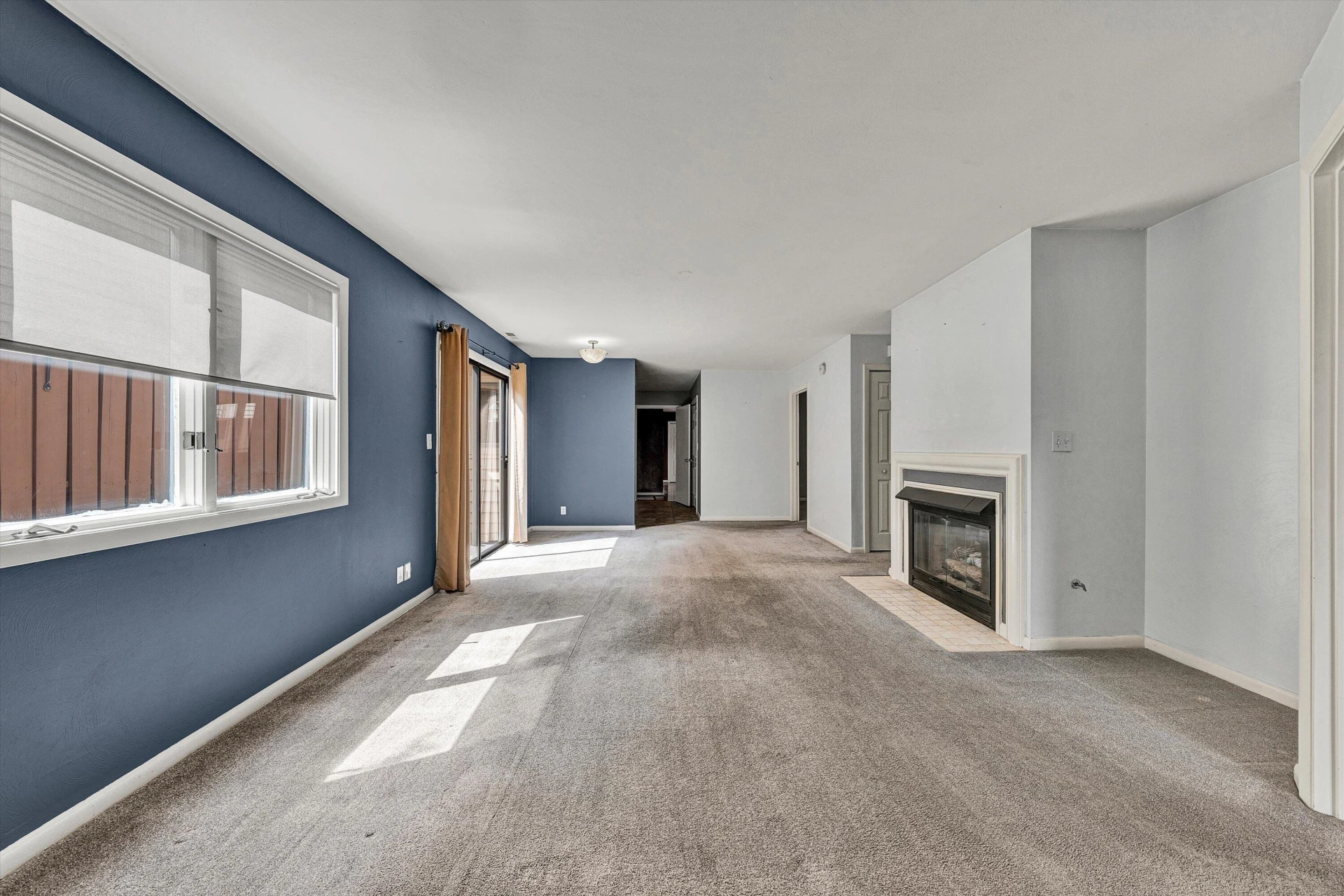 437 Windward DR SW - Photo 5