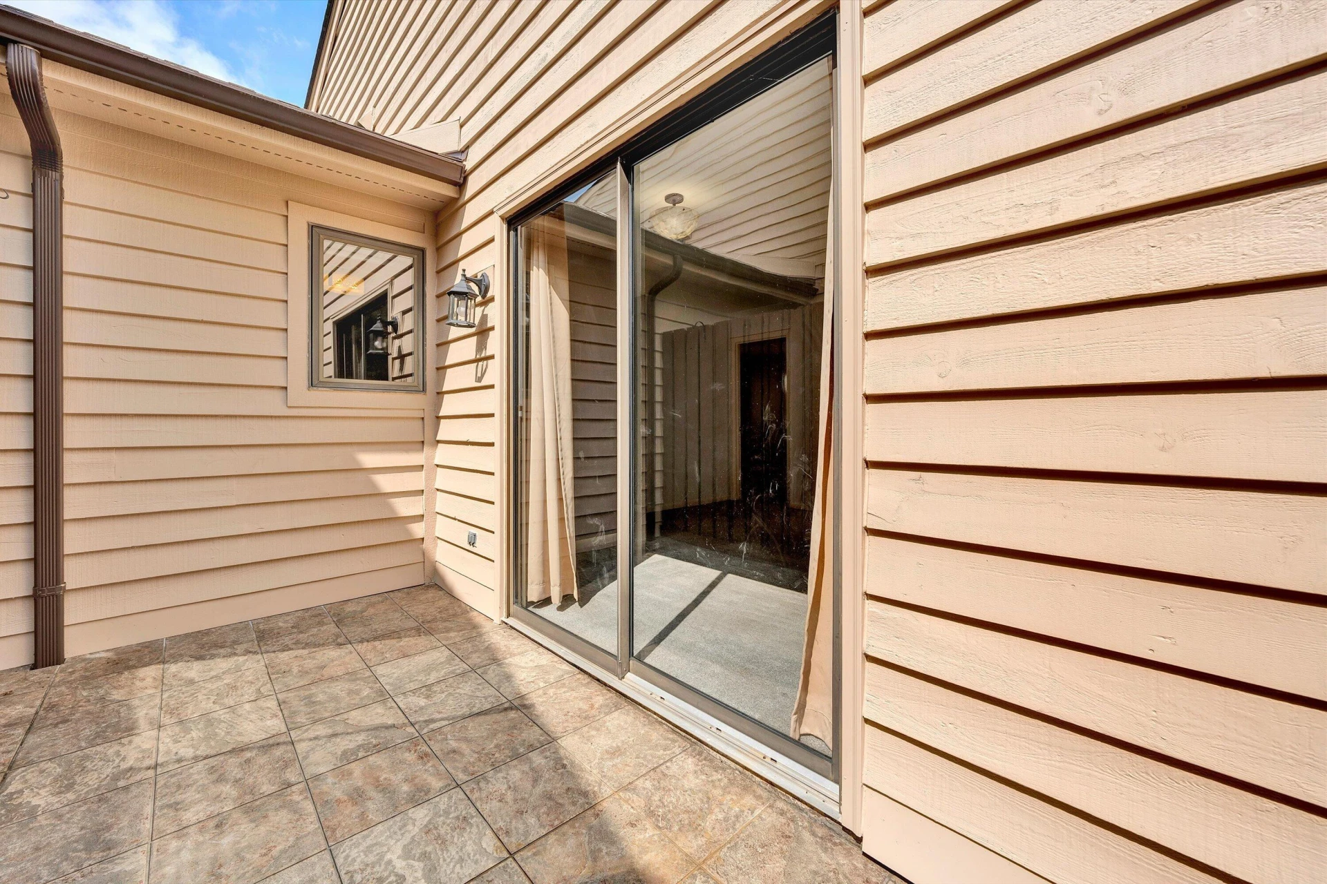 437 Windward DR SW - Photo 9