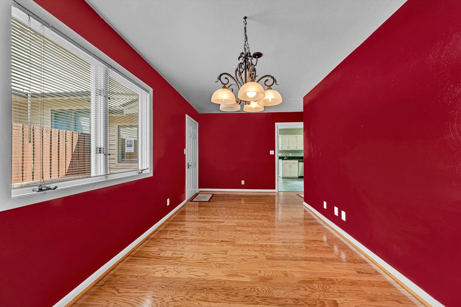 437 Windward DR SW - Photo 15