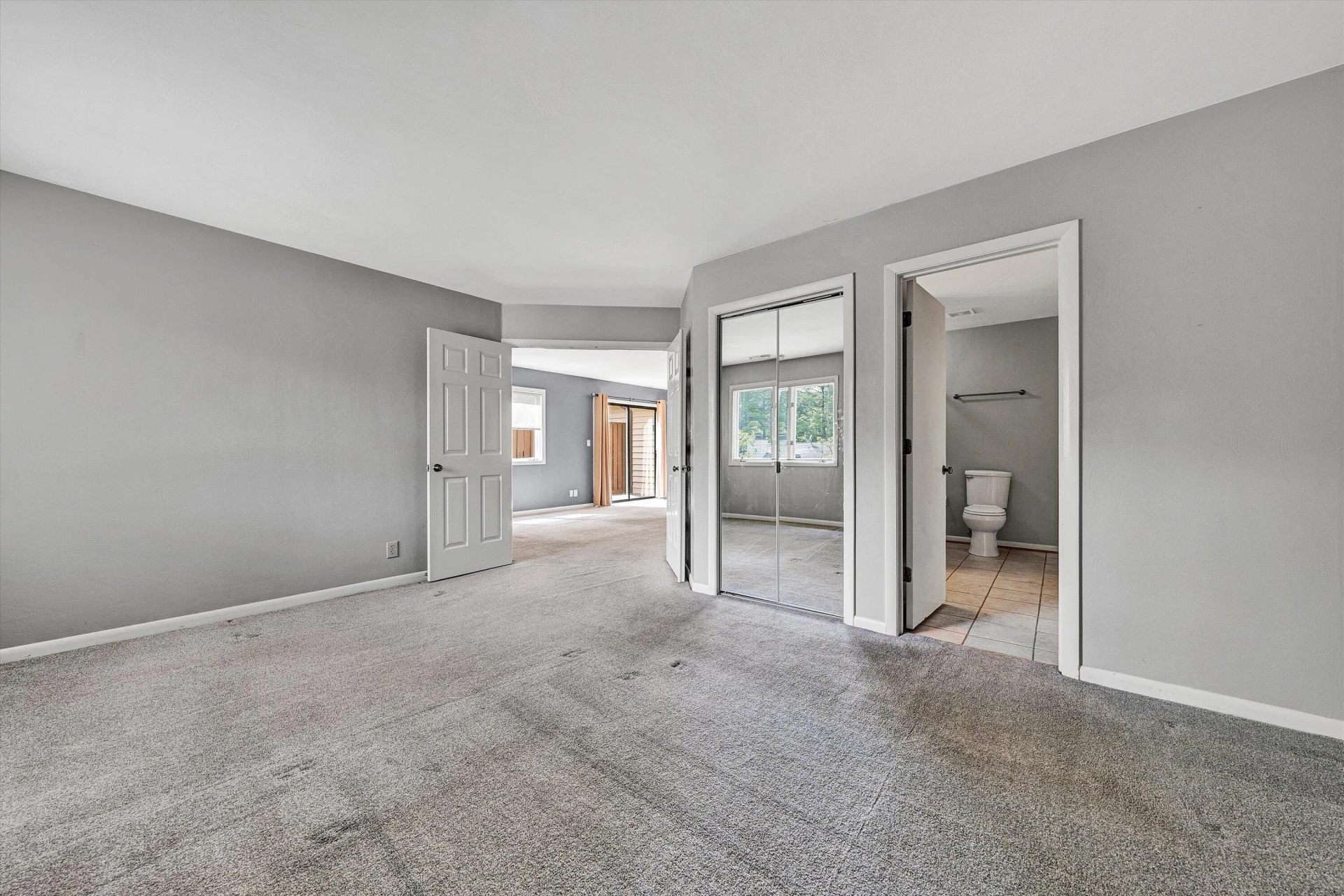 437 Windward DR SW - Photo 17