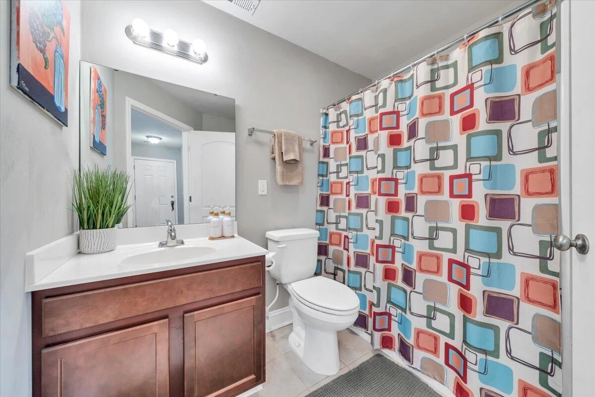 6807 Village Green DR - Photo 20
