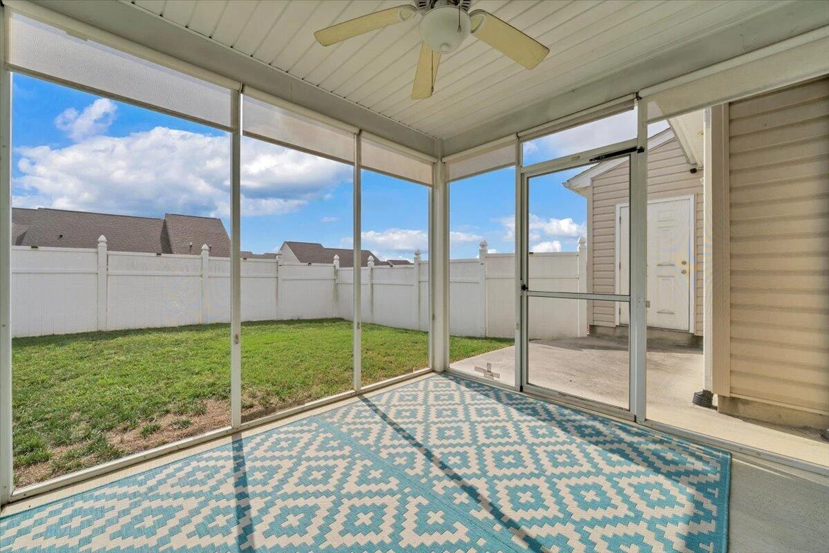 6807 Village Green DR - Photo 22