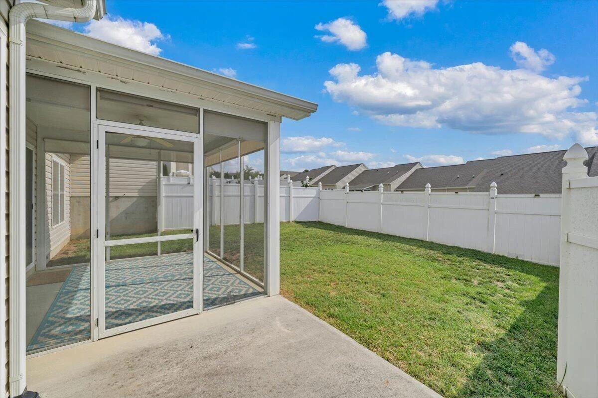 6807 Village Green DR - Photo 23