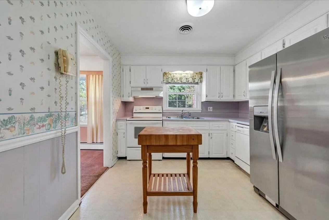 156 Manor ST - Photo 16