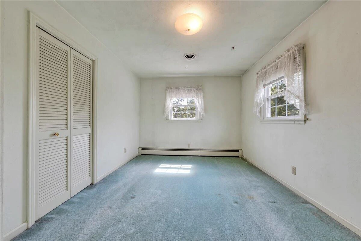 156 Manor ST - Photo 38