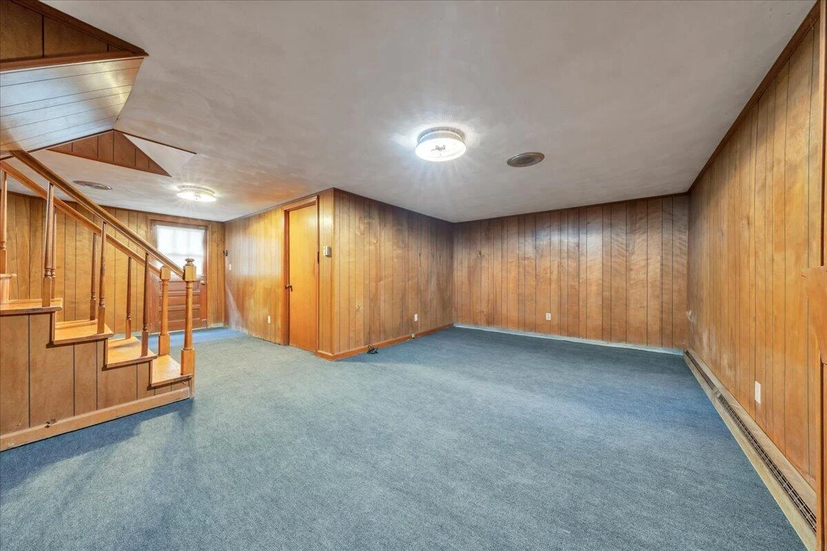 156 Manor ST - Photo 44