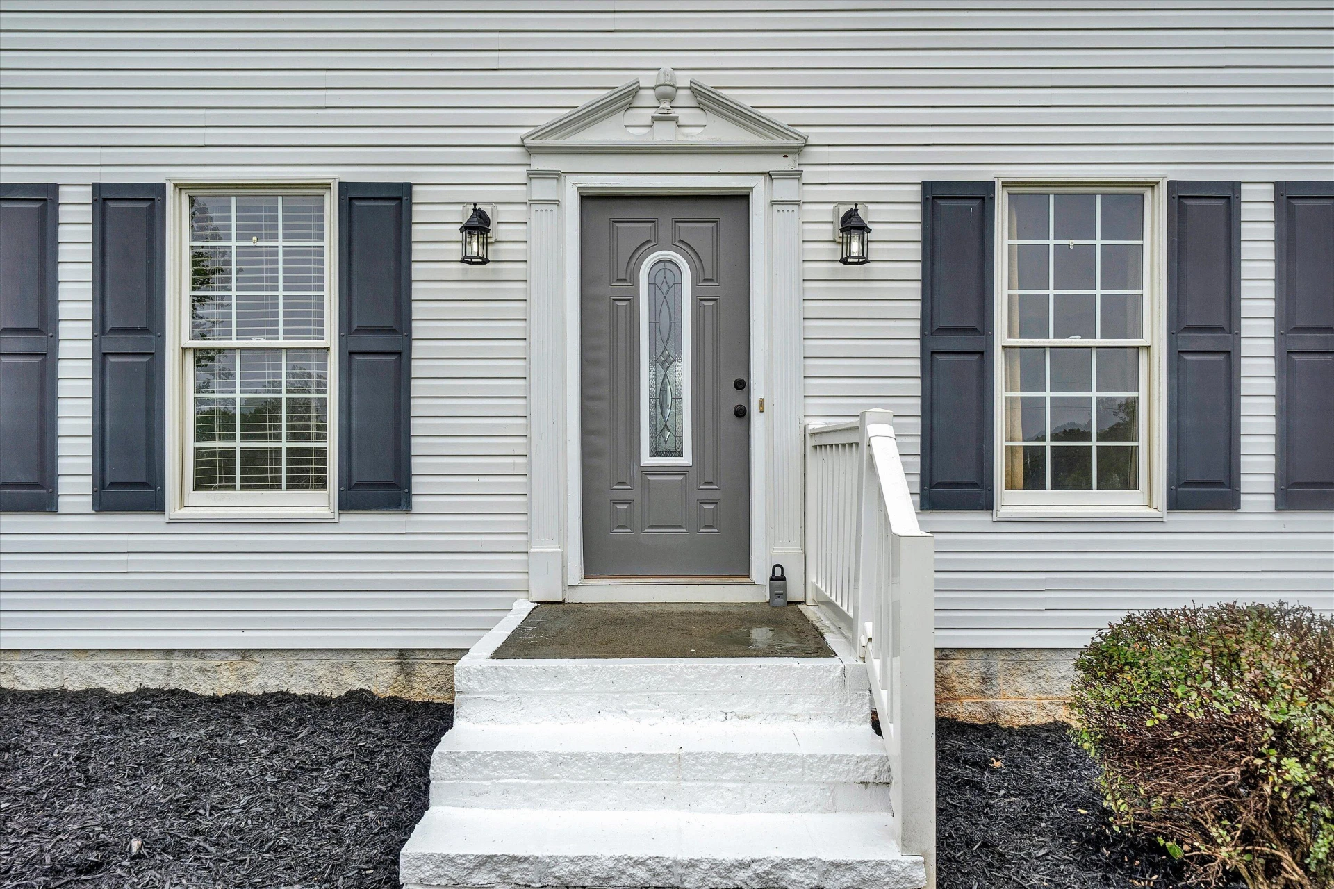 1420 Mill Iron RD - Photo 3