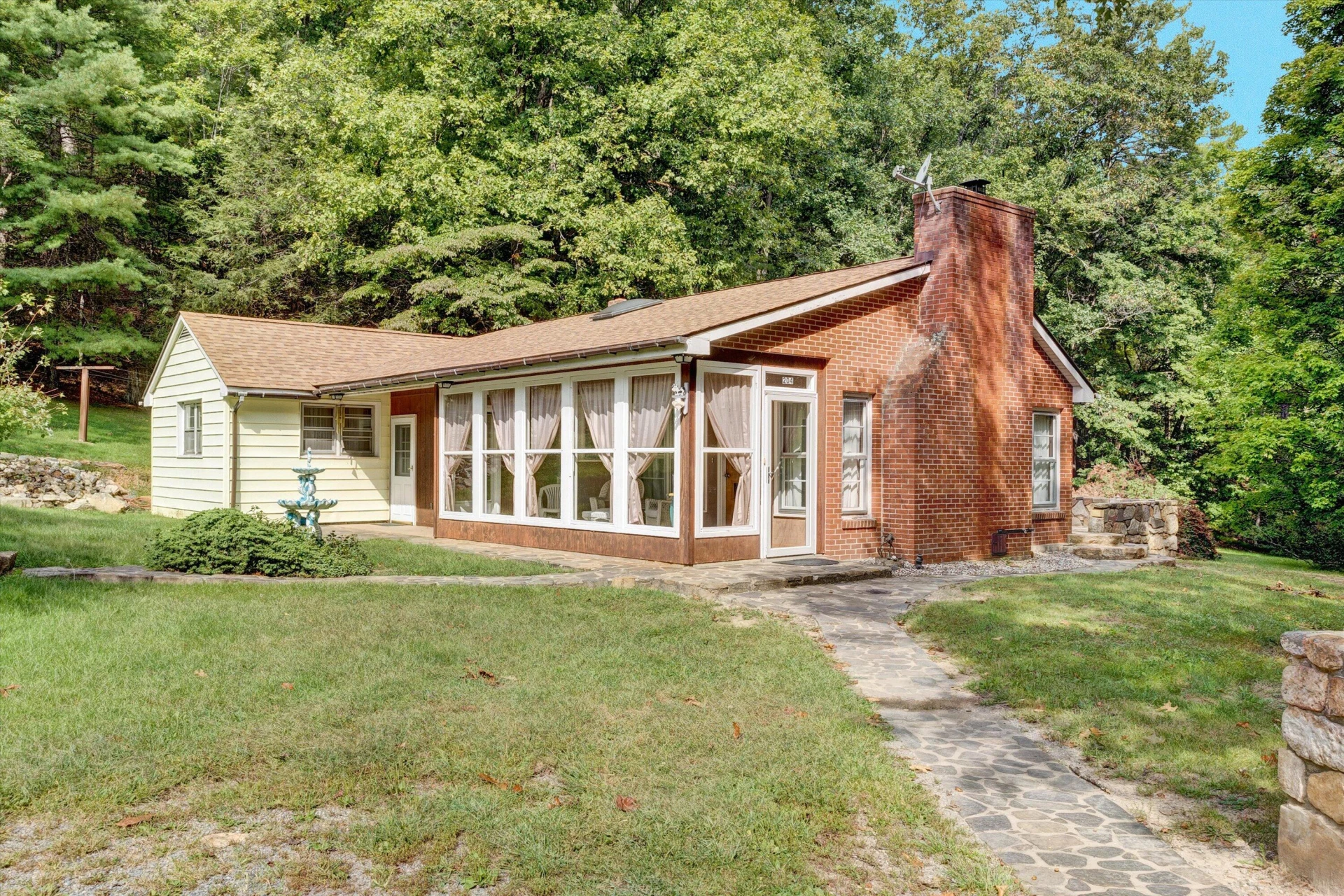 204 Boone RD - Photo 2