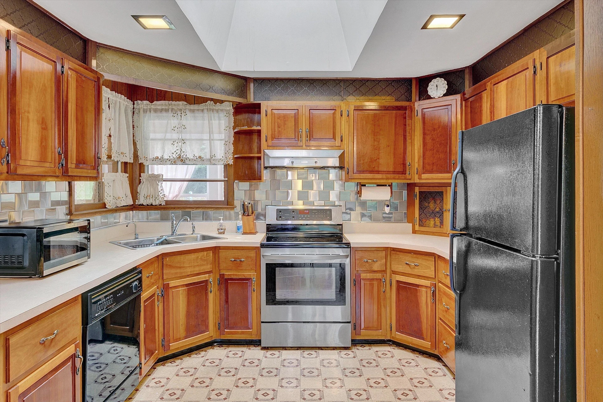 204 Boone RD - Photo 10