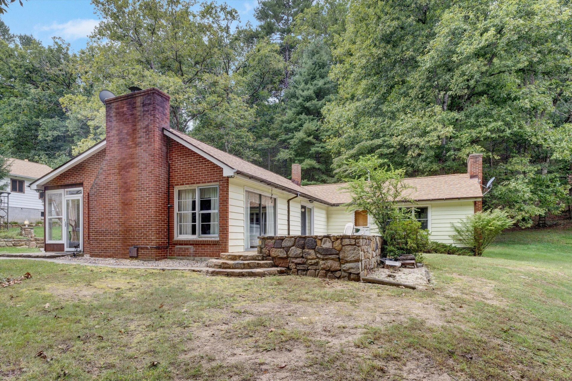 204 Boone RD - Photo 24