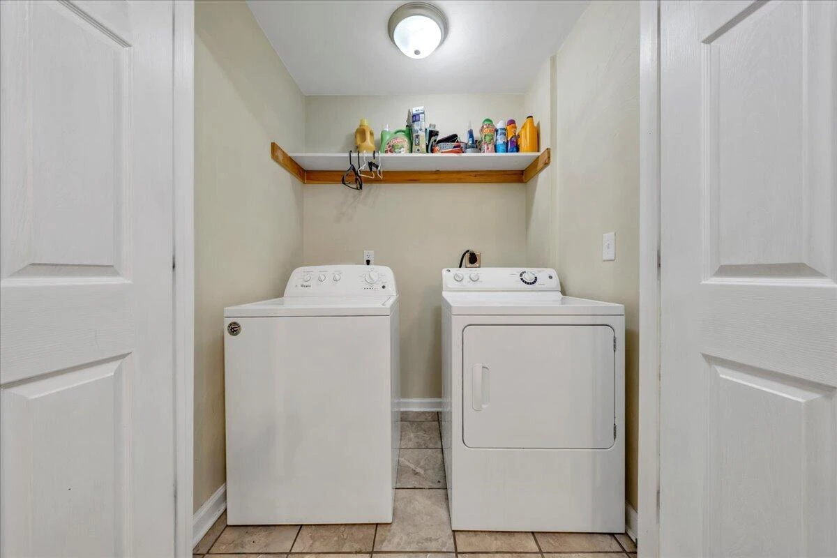 431 Boyd ST - Photo 24