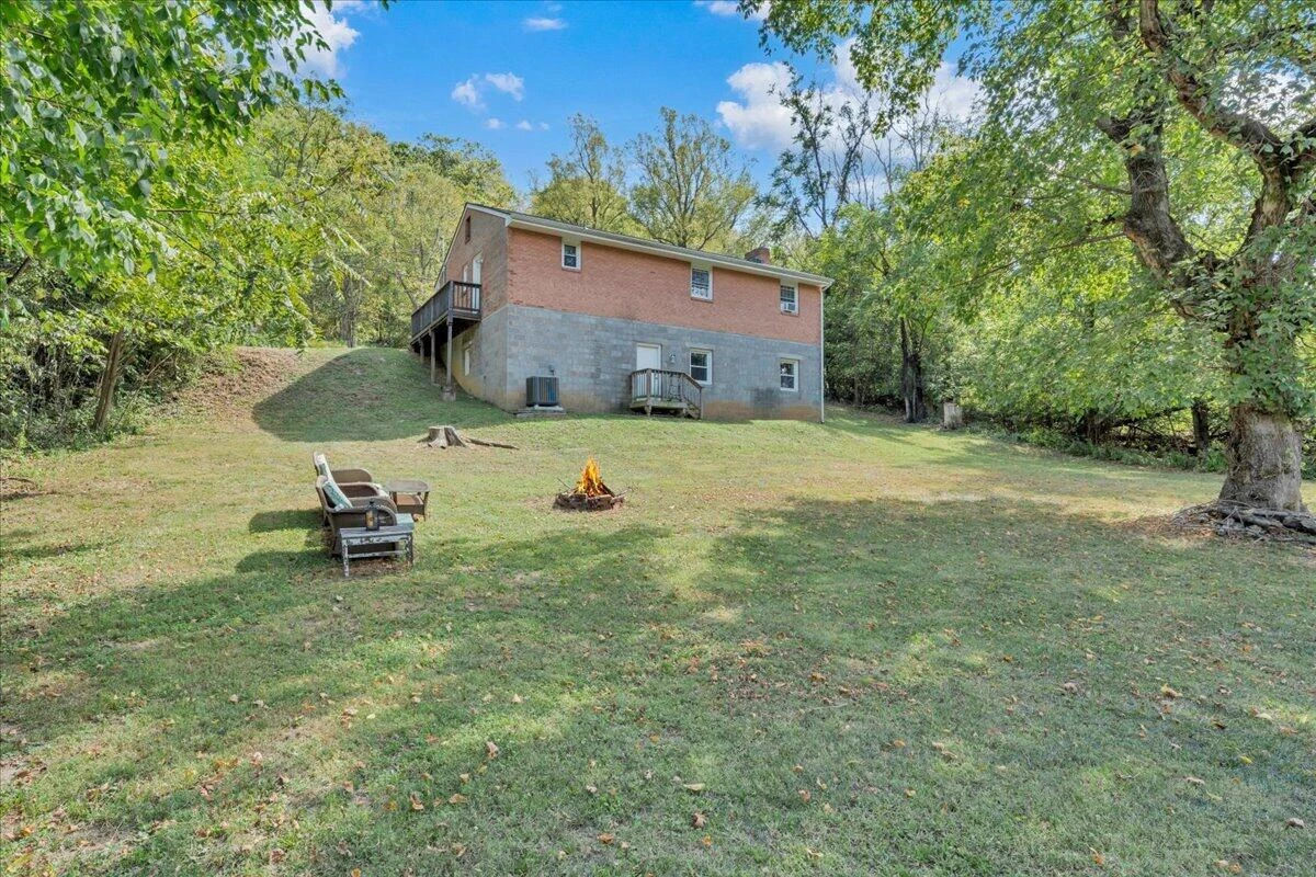 431 Boyd ST - Photo 31