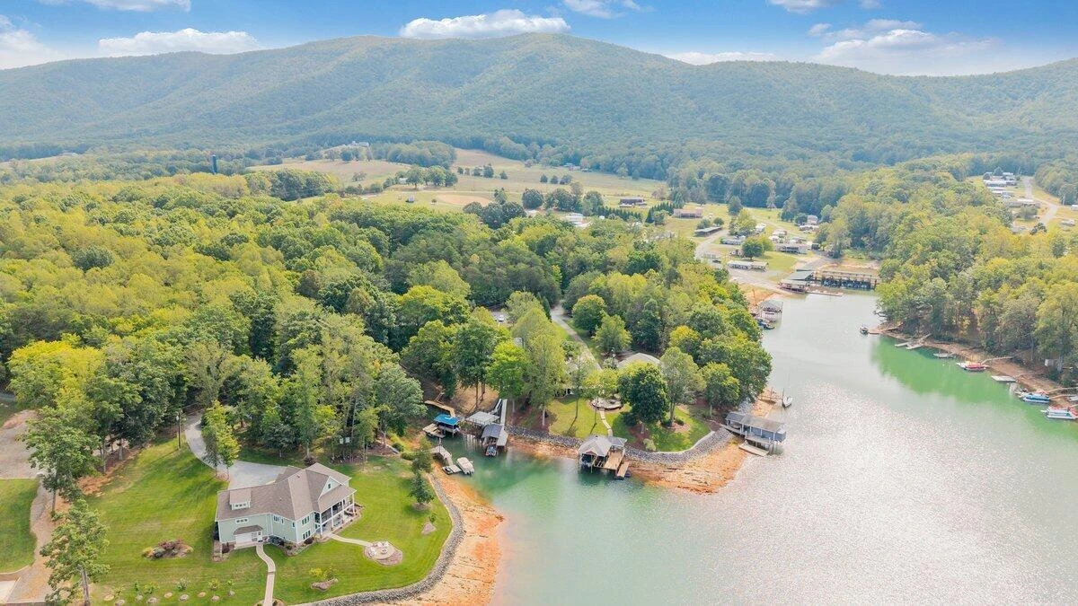 320 Fingerlake RD - Photo 16