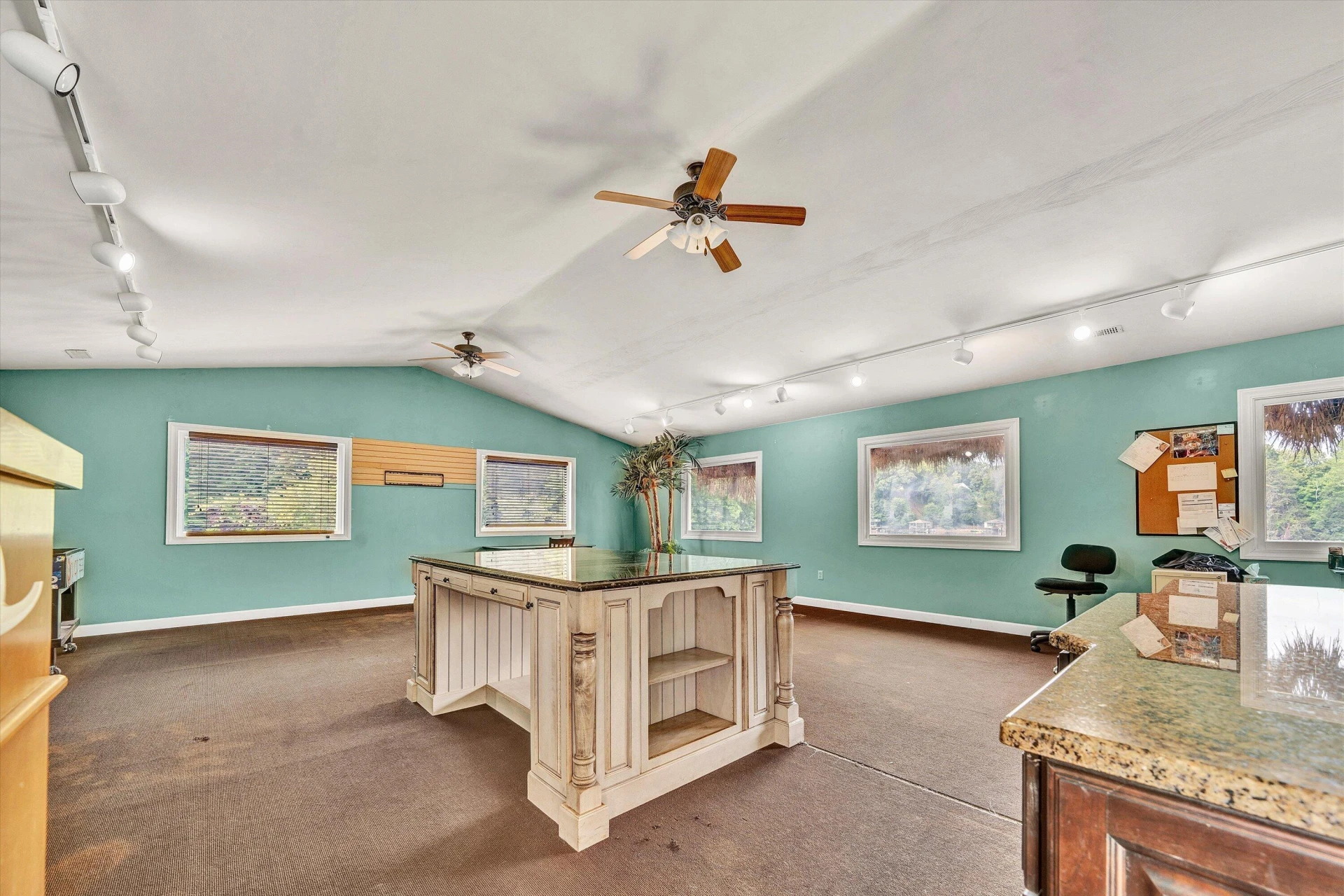1041 Harbour Inn LN - Photo 52