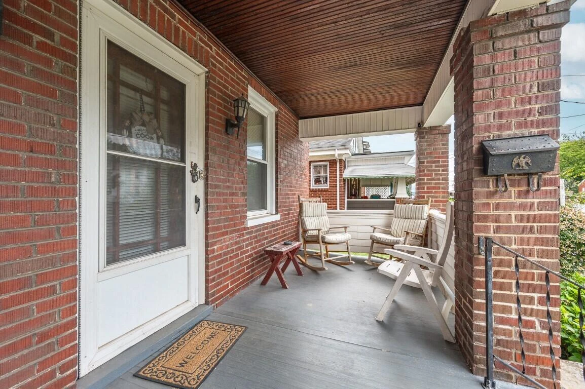 663 Murray AVE SE - Photo 4