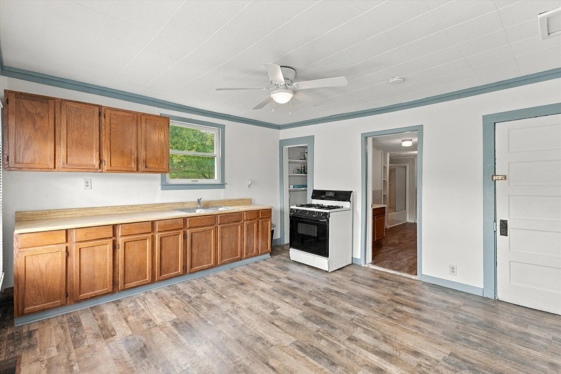 121 Branch RD - Photo 10