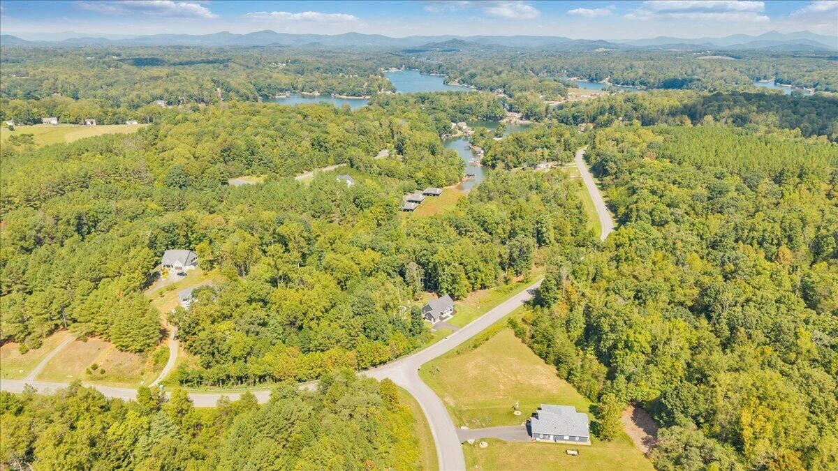 422 Lakewatch CIR - Photo 76
