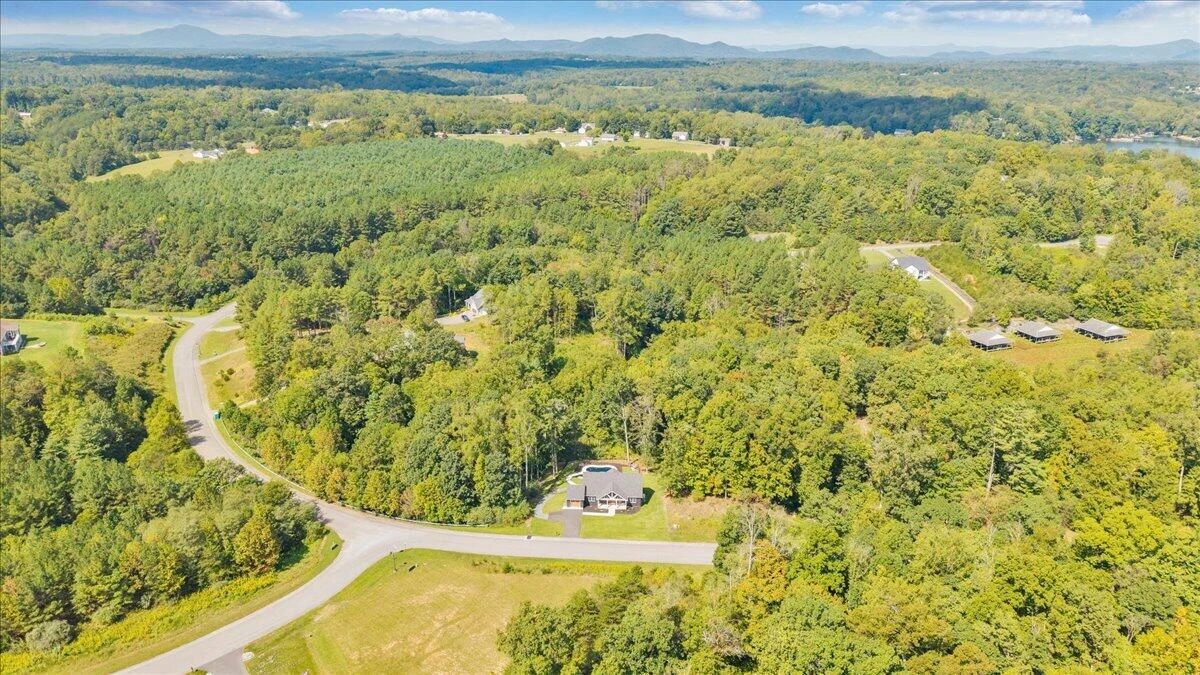 422 Lakewatch CIR - Photo 79