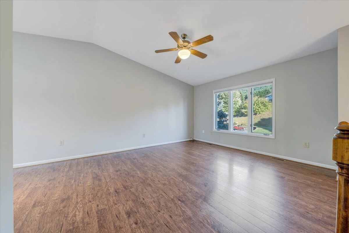 3831 Cundiff DR - Photo 5