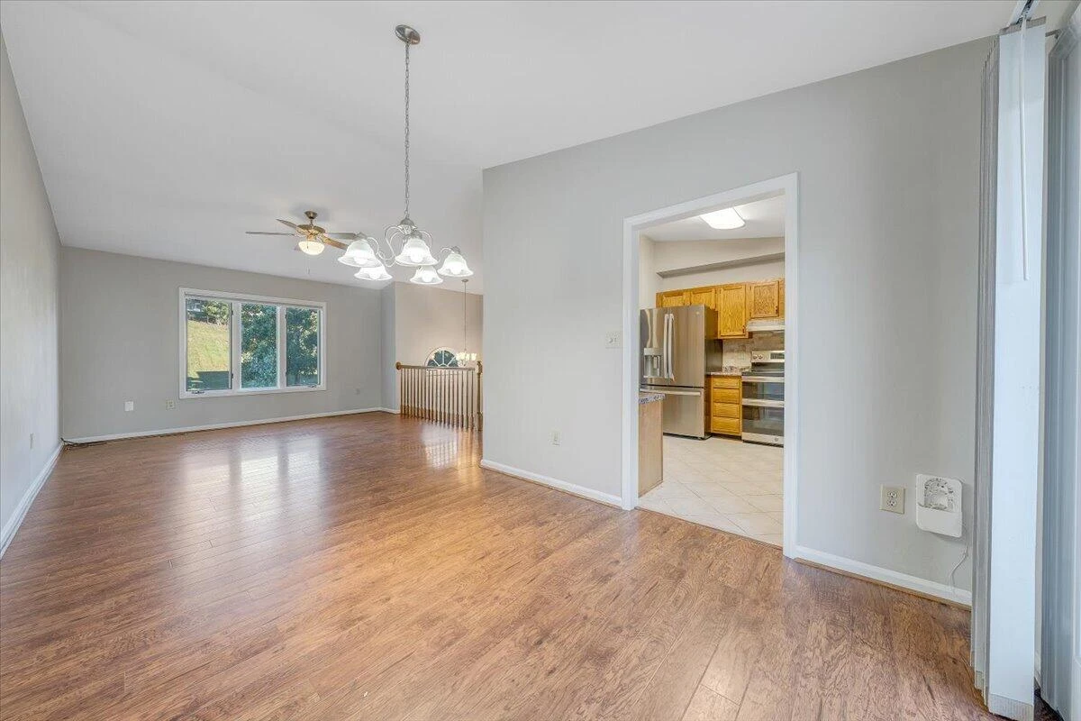 3831 Cundiff DR - Photo 8
