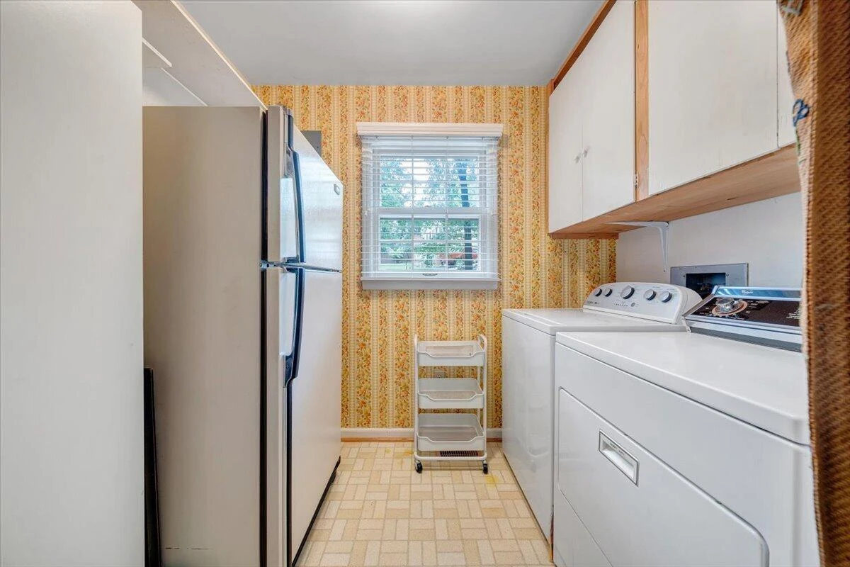 3010 Links Manor DR - Photo 8